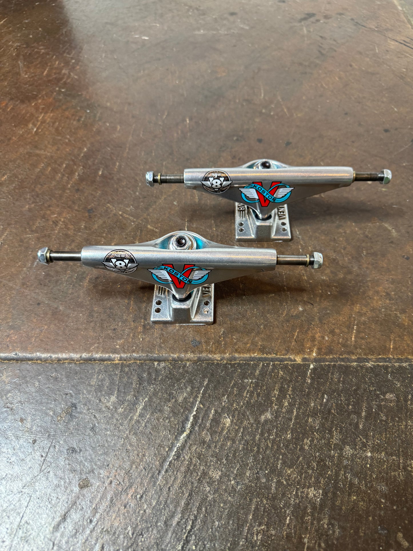 Venture V8 Koston Trucks