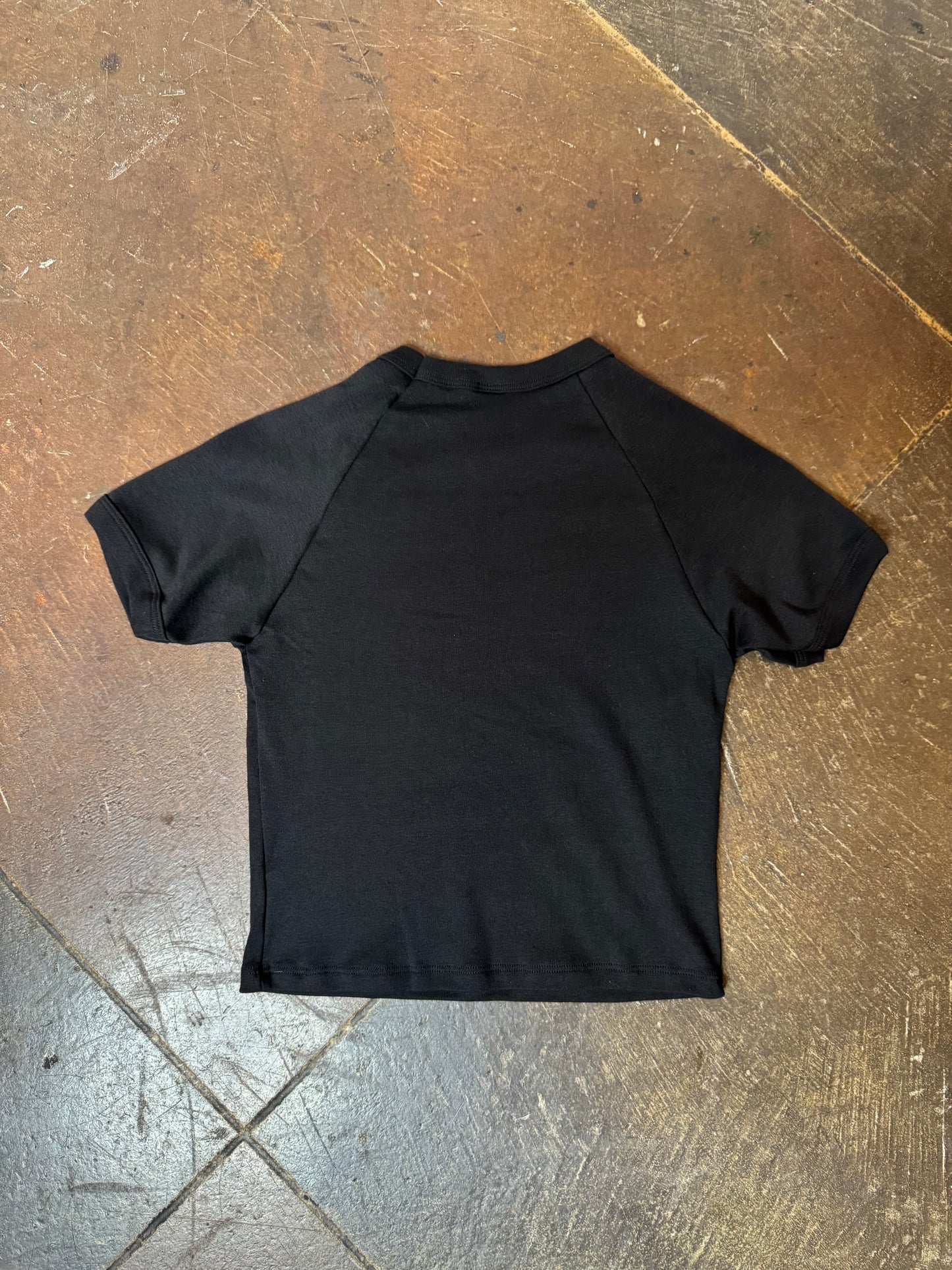 Cherries Babyrib Black Crop Tees