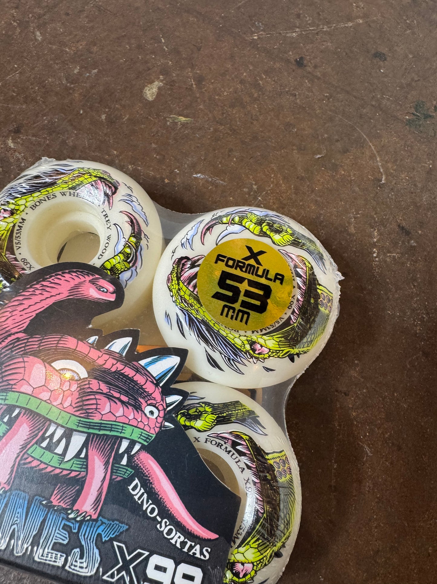 Trey Wood Dino-Sortas 53mm V6 Sidecut X99 Wheels