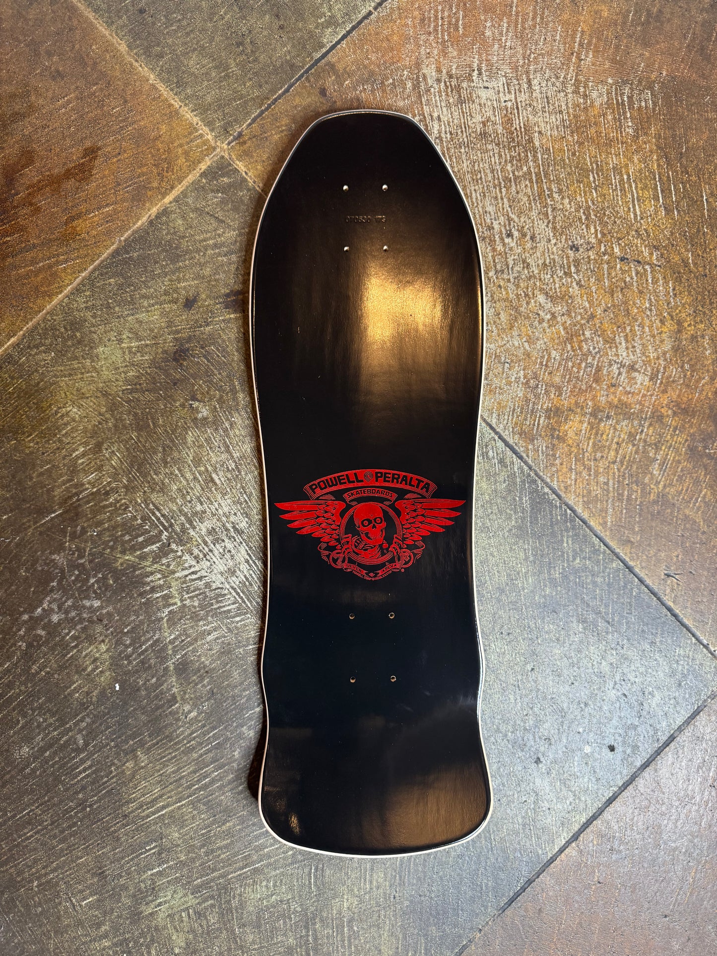 Geegah Ripper Silver Foil - 9.75” Deck