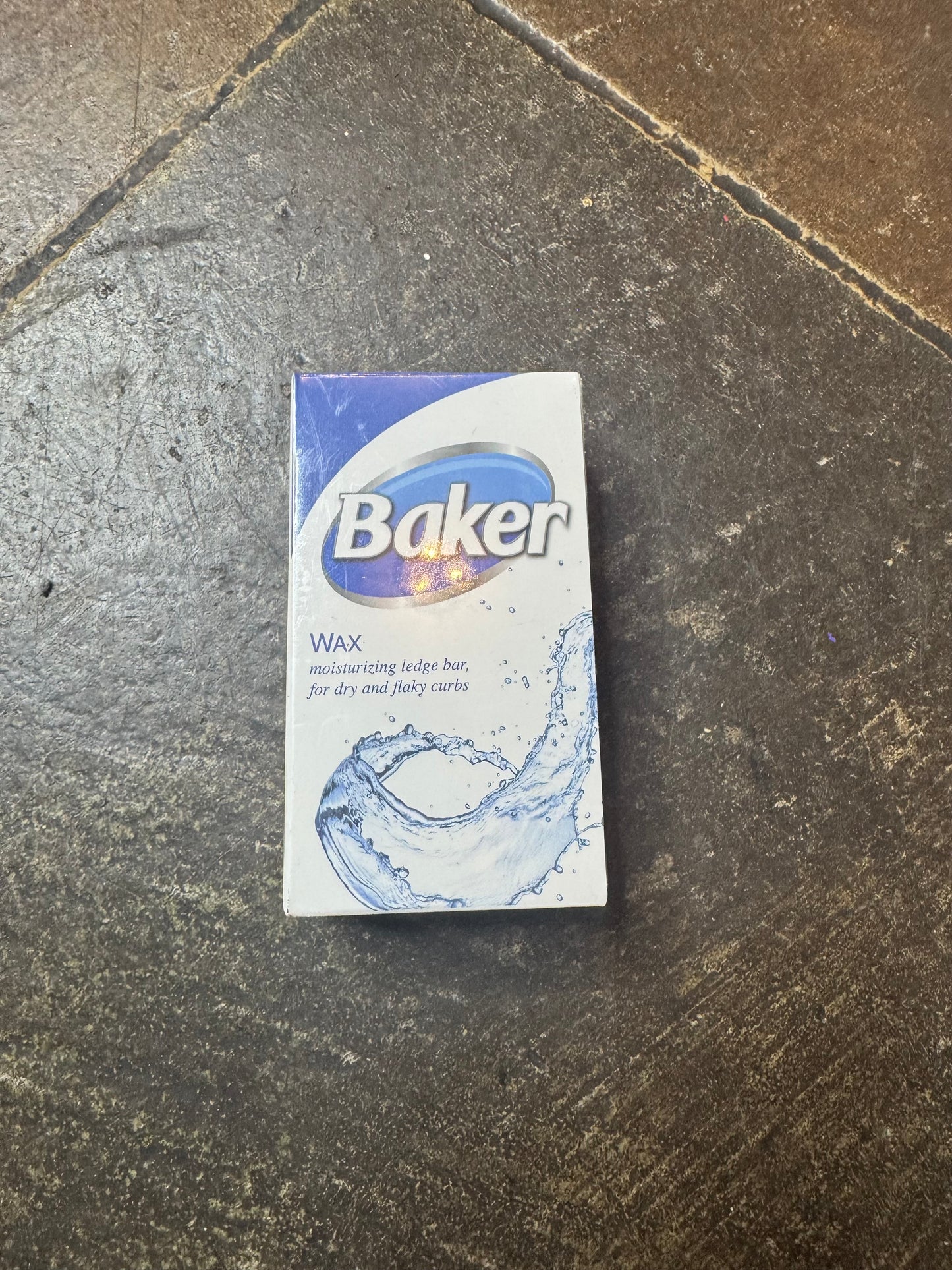 Baker 2000 Curb Wax