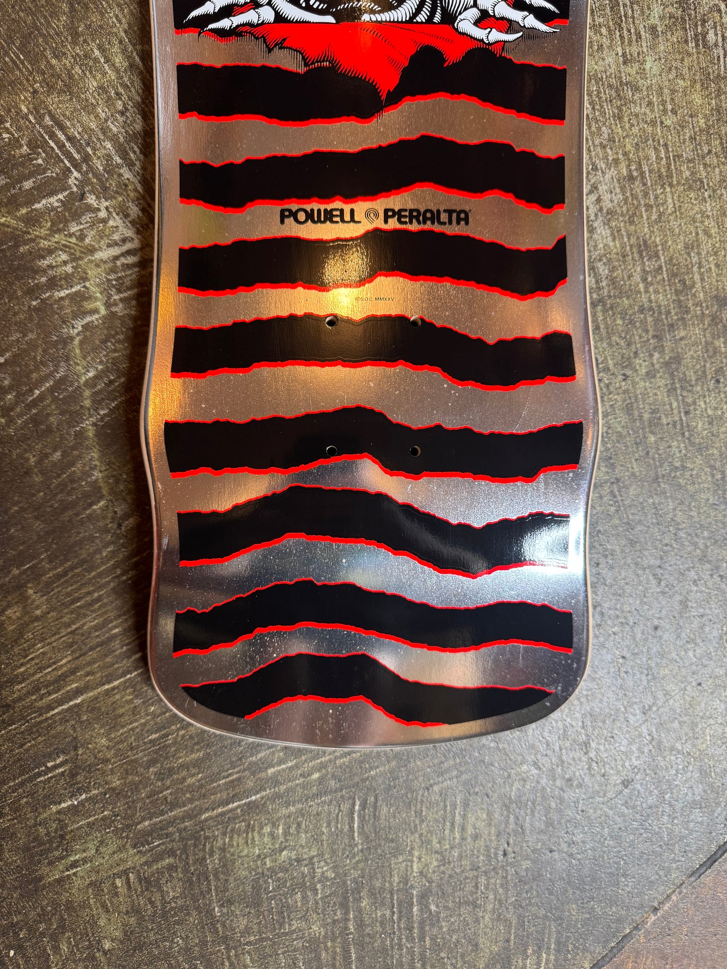Geegah Ripper Silver Foil - 9.75” Deck