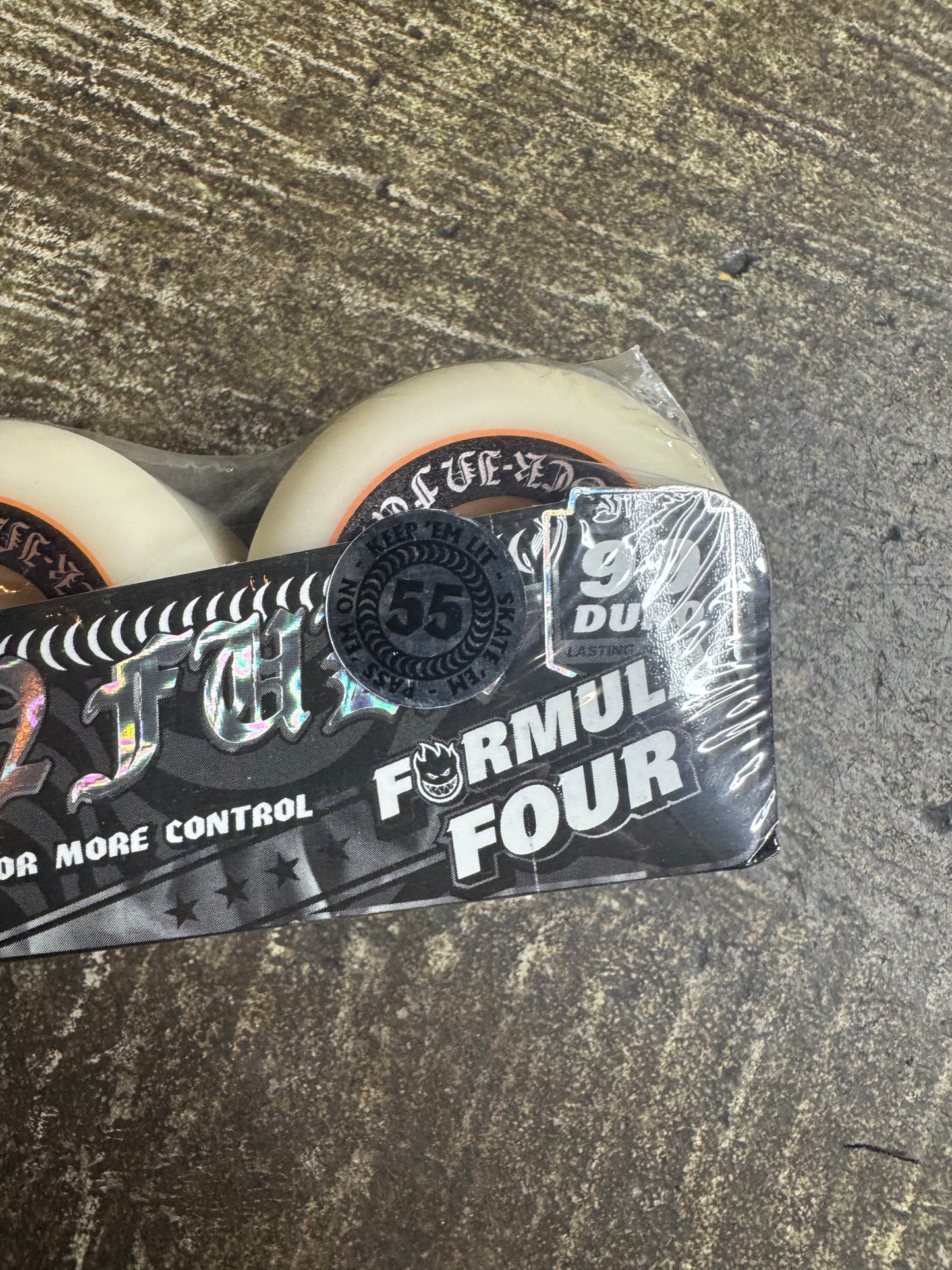 Lock-In Full F4 99A White/ Orange Wheels