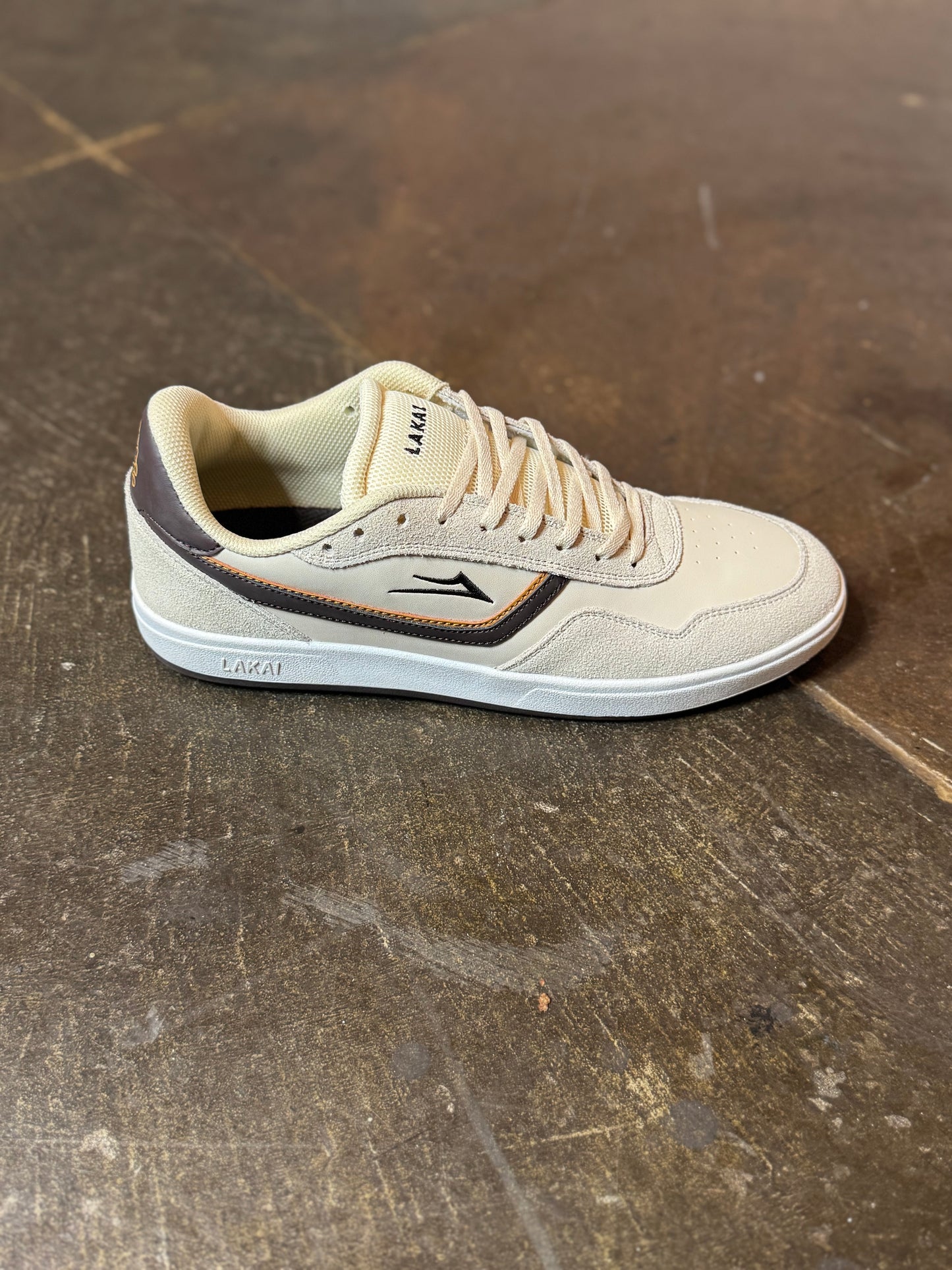 The Terrace - Cream Leather/ Suede