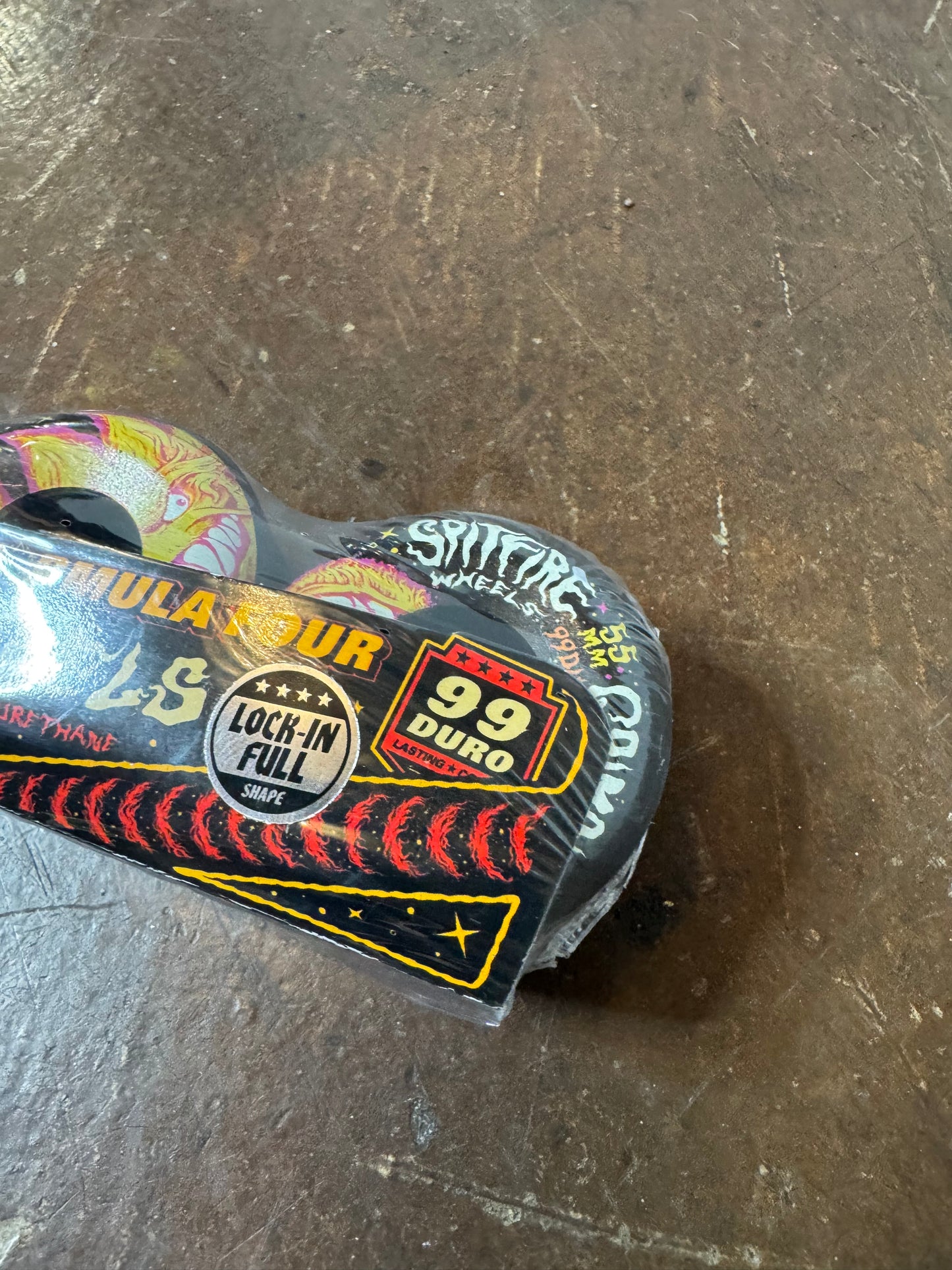 Lock-In Full Grimplehead F4 99A 55mm Black Wheels