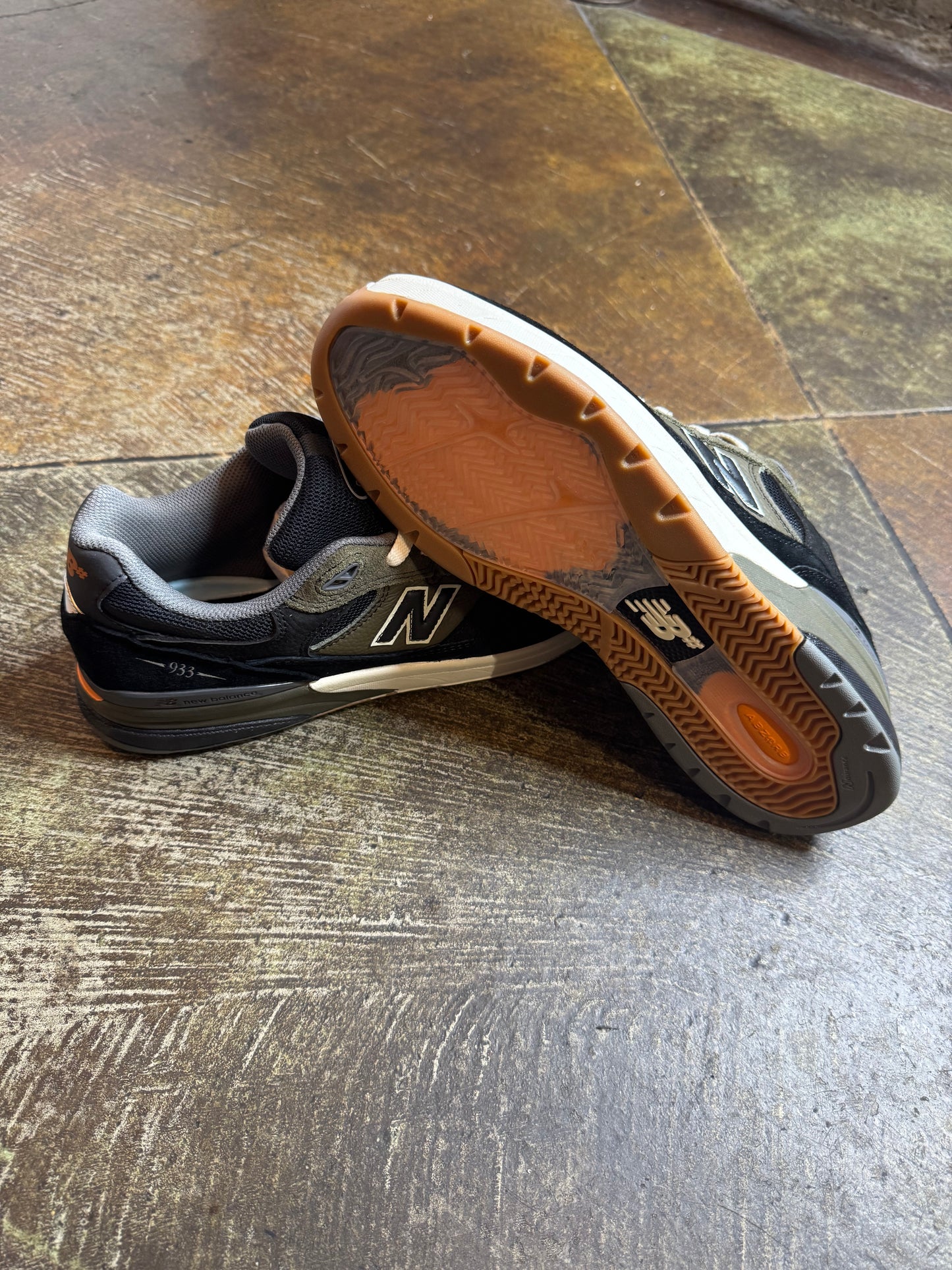 Andrew Reynolds 933 Black/ Olive Shoes