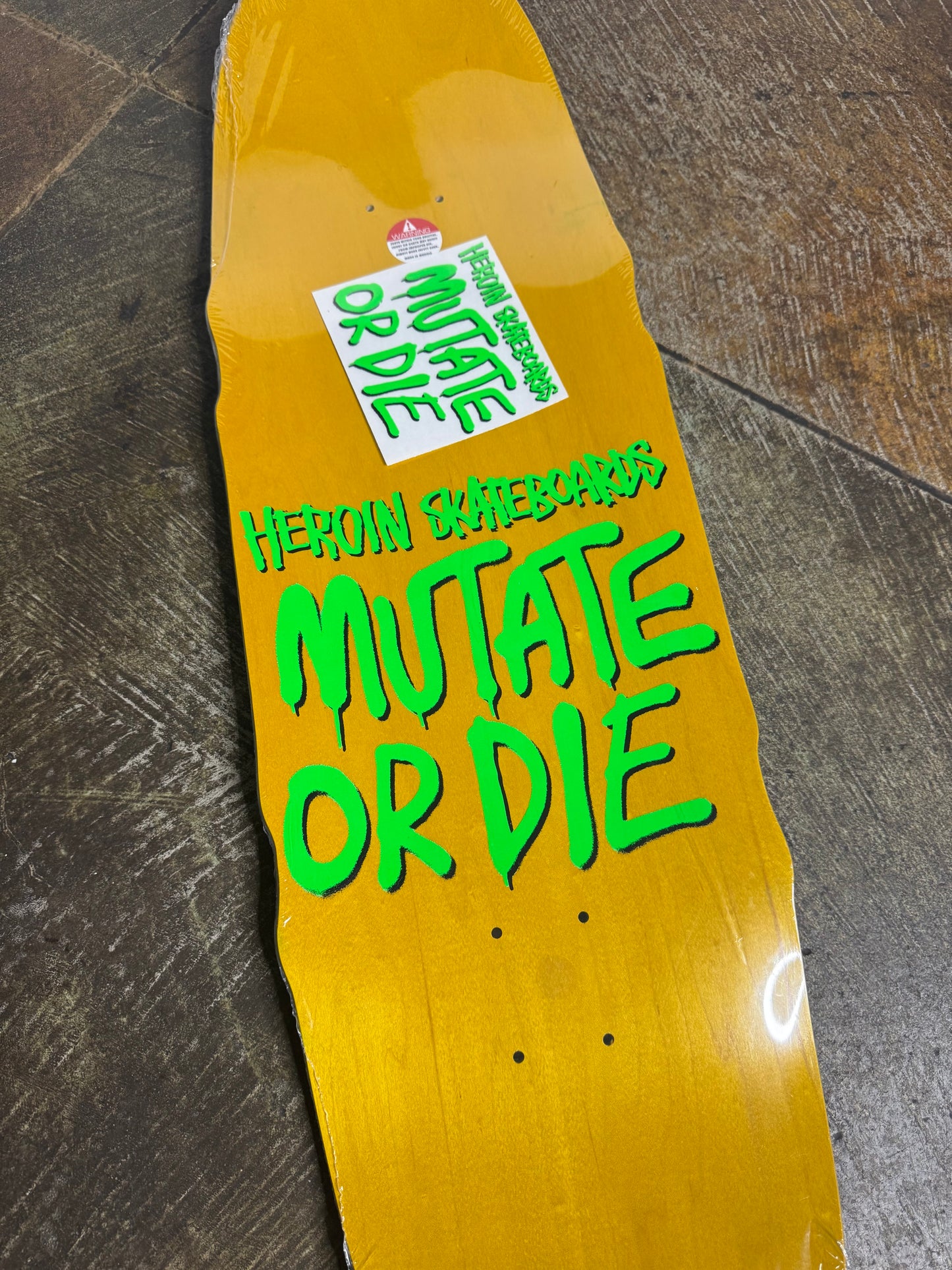 Mutant Razor Egg Deck - 9.5