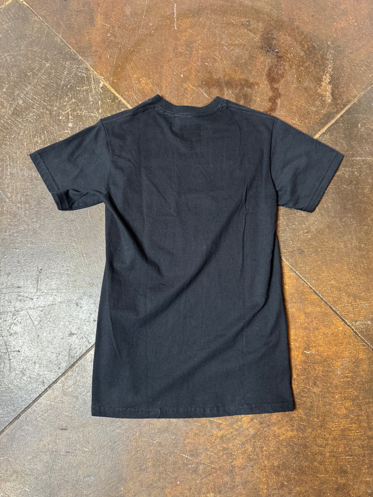 Shake Junt Arch Logo Tee - Black Small