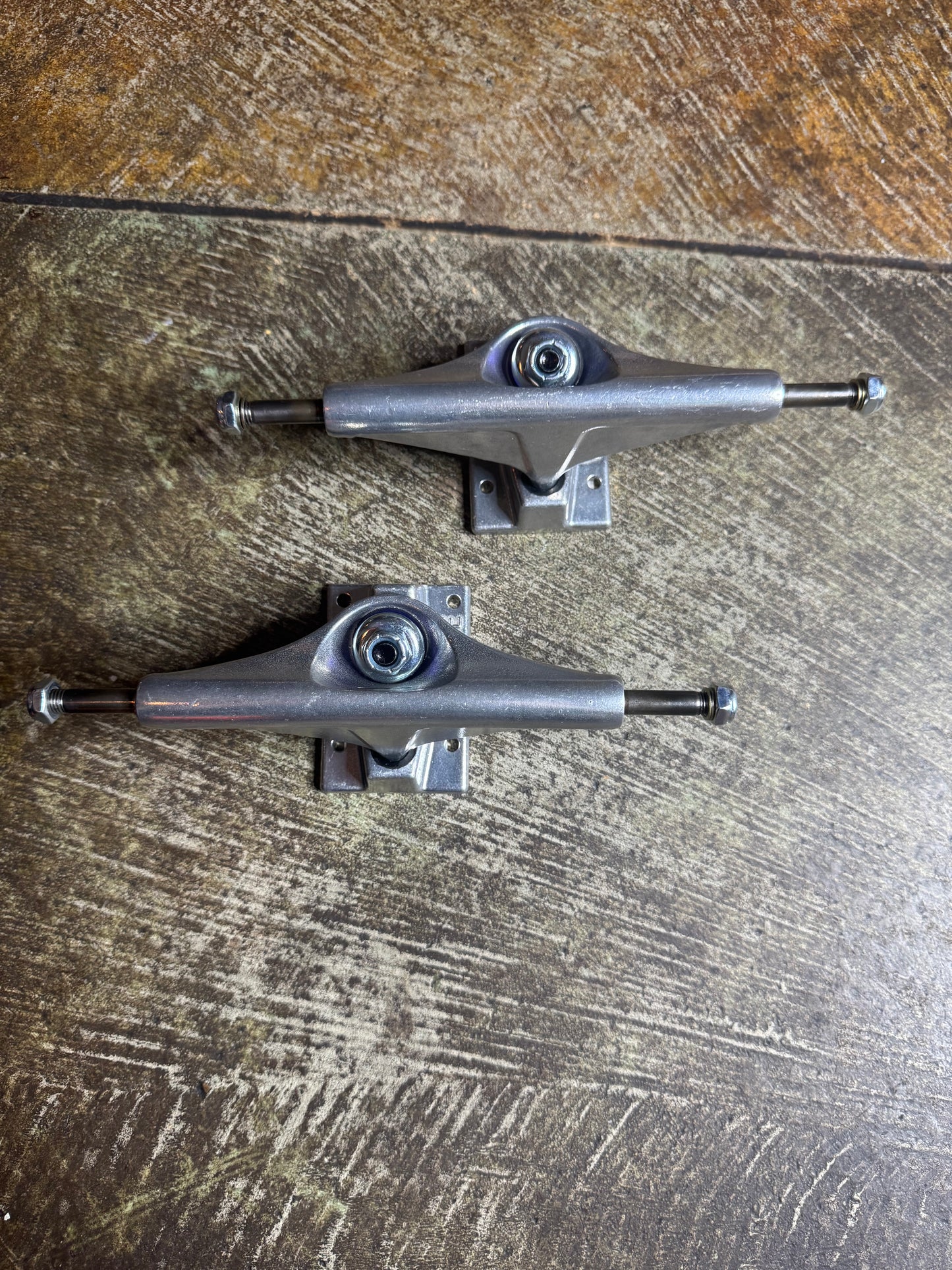 Venture All Polished 5.8 Hi Trucks