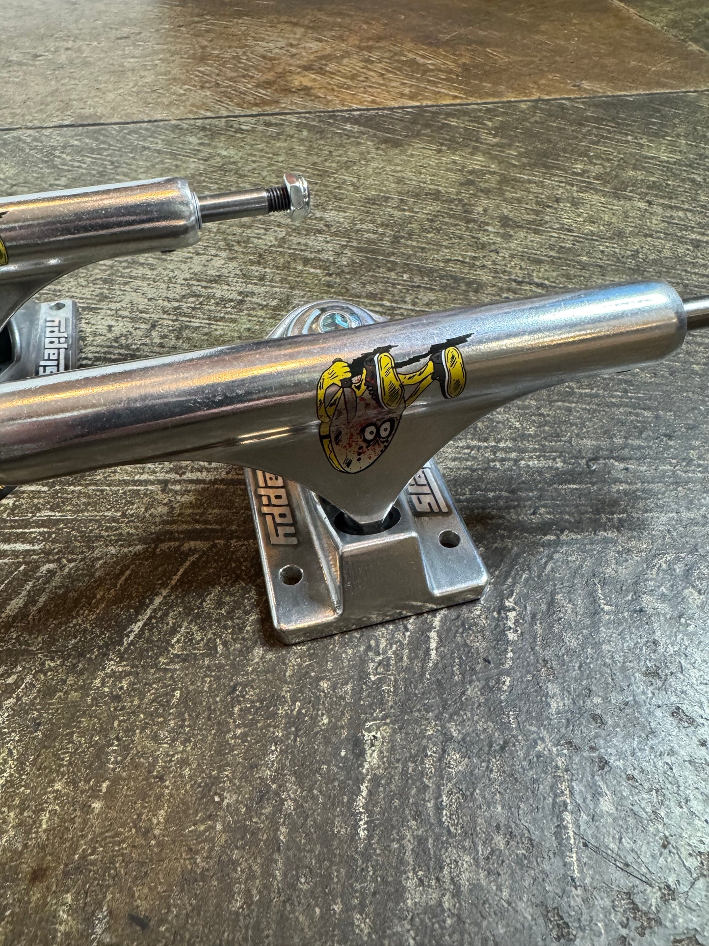 Polished Curb Killer Inverted 8.5” Trucks