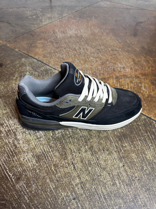 Andrew Reynolds 933 Black/ Olive Shoes