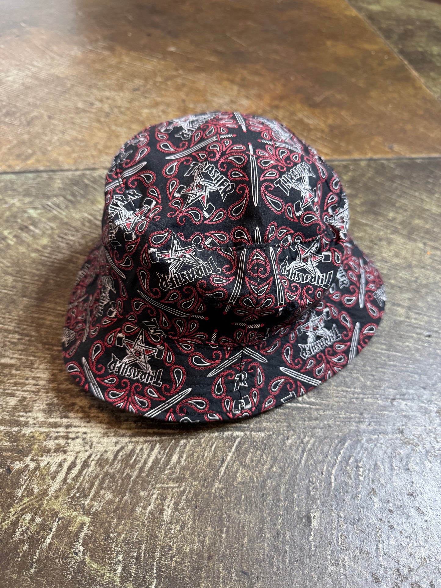 Thrasher Bandana Black/ Red Bucket Hat