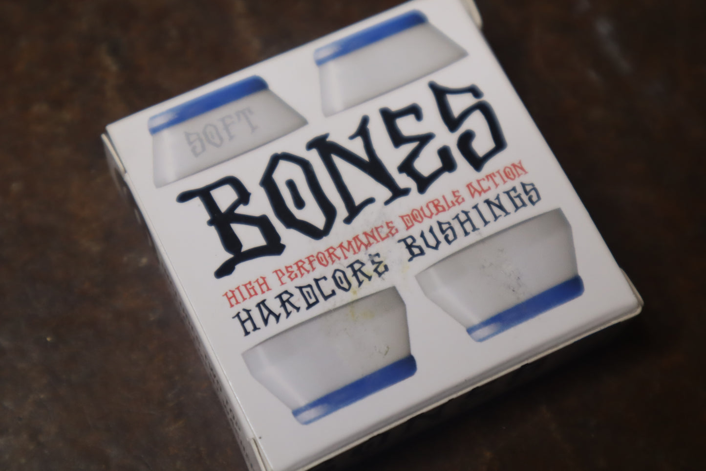 BONES HARDCORE 4PC MED WHITE/YELLOW BUSHINGS