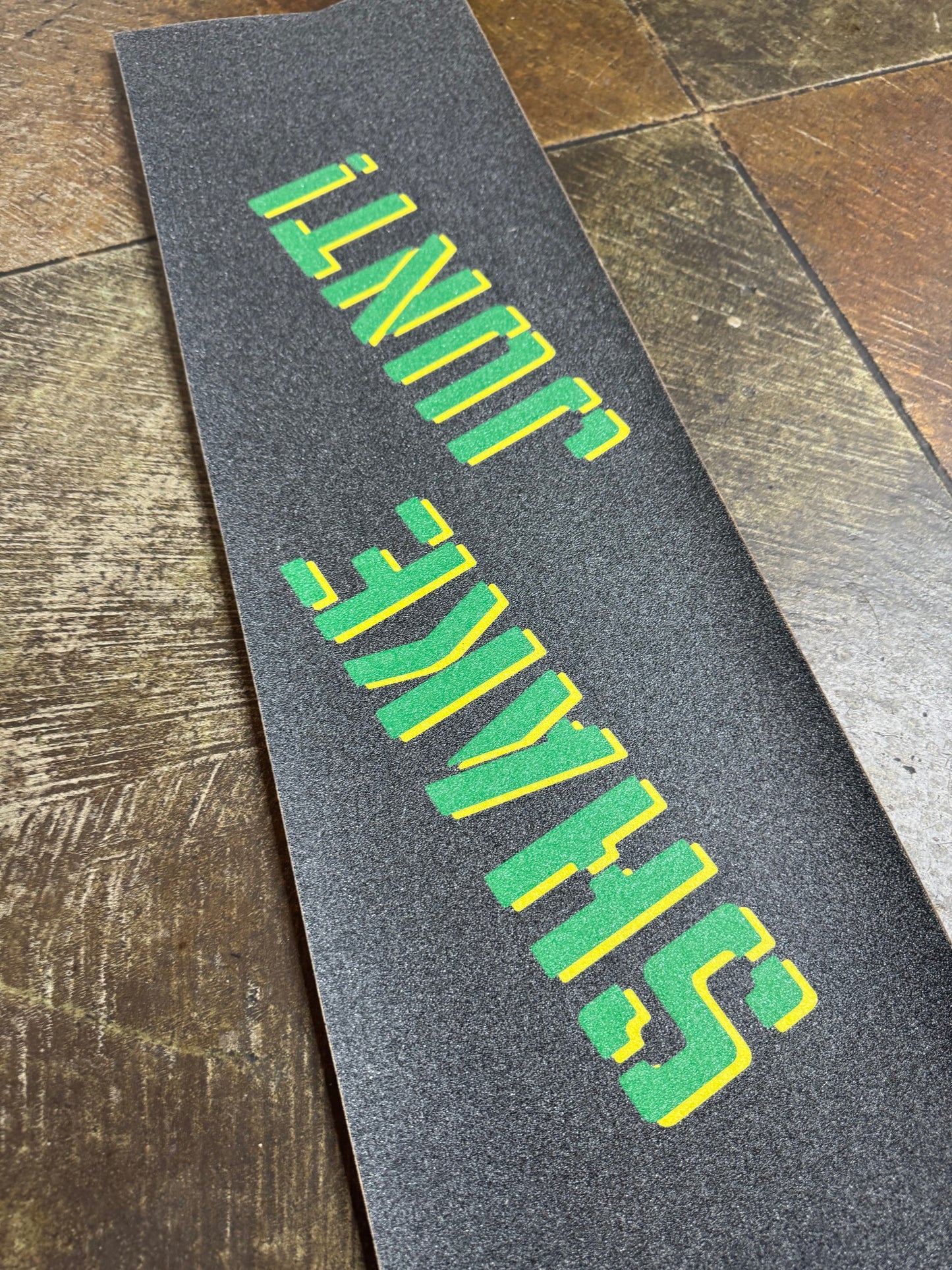 Shake Junt Logo Grip