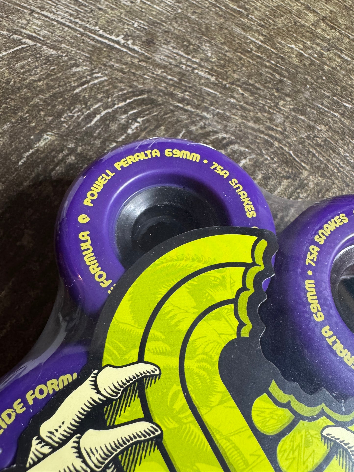 Powell Peralta 69mm 75A Snakes Purple Wheels