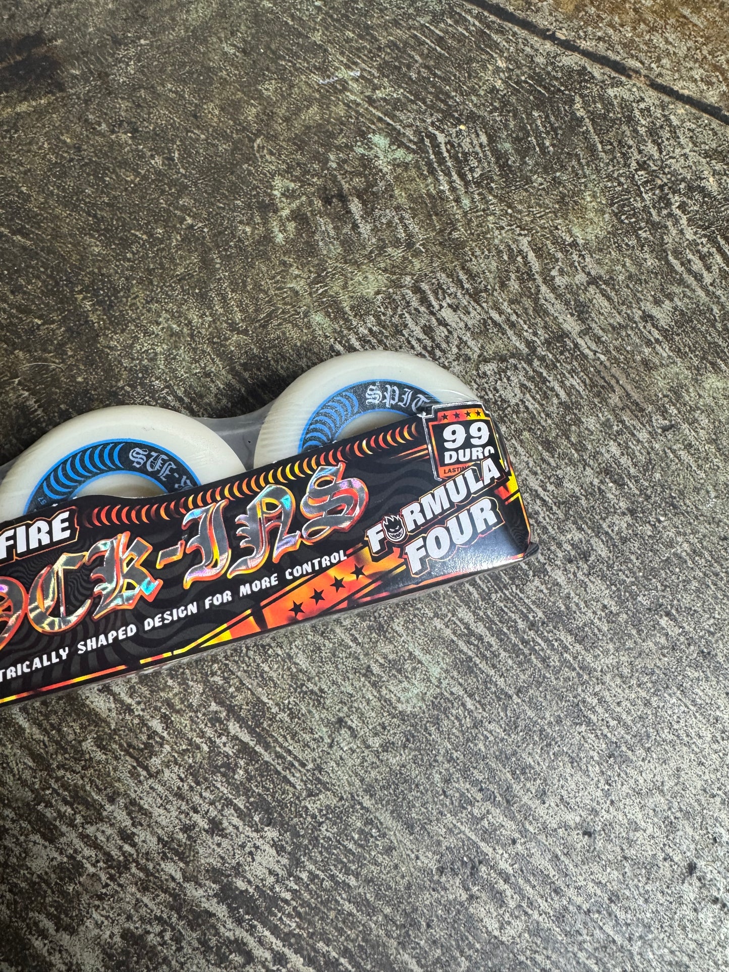 Blue F4 99A Lock-Ins 57mm (natural) Wheels