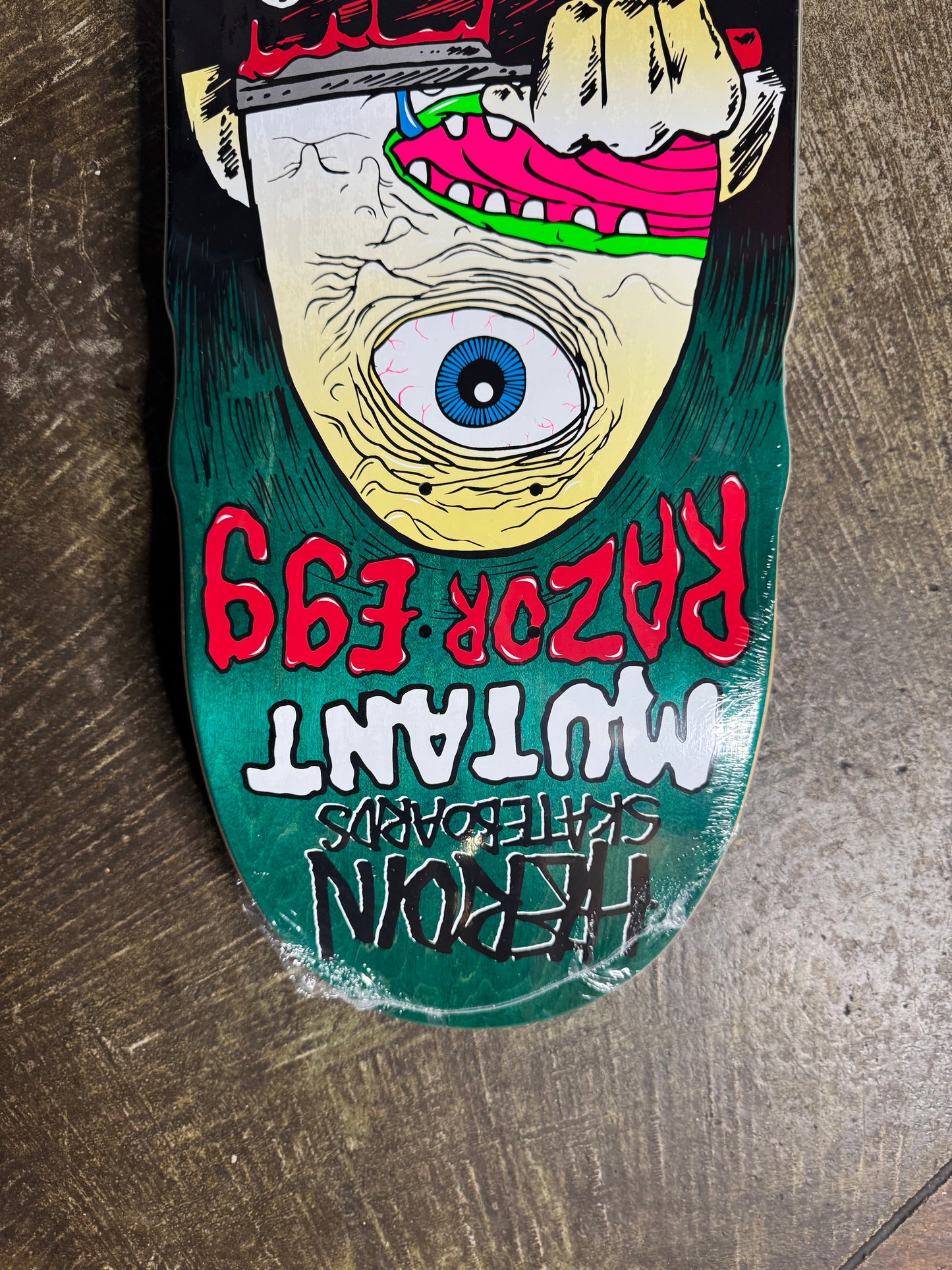 Mutant Razor Egg Deck - 9.5